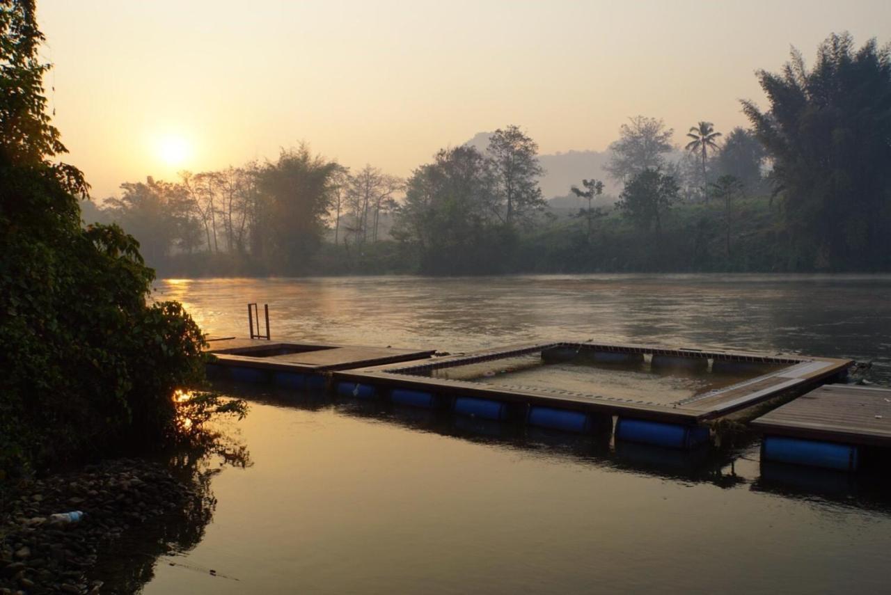 Baanrai Khunya บ้านไร่คุณย่า Szajok Kültér fotó