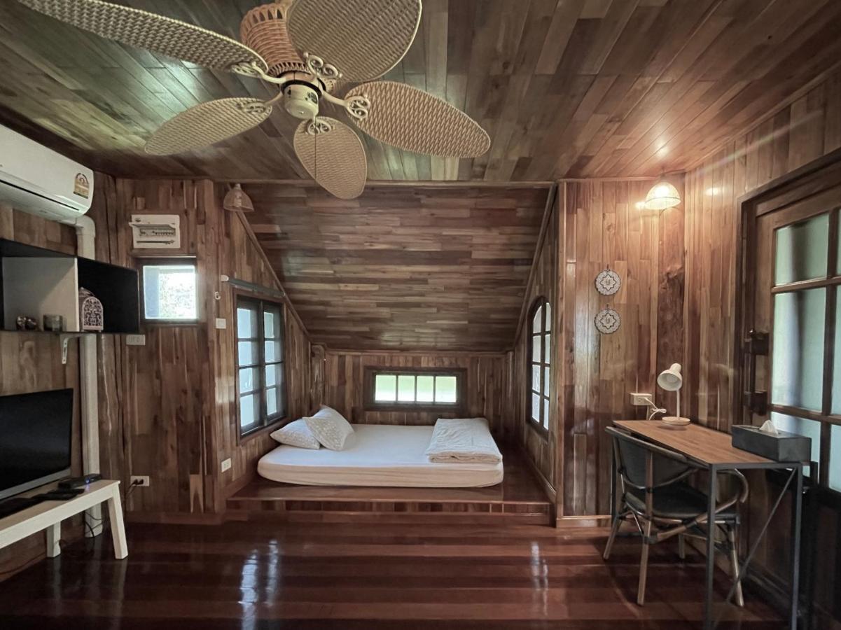 Baanrai Khunya บ้านไร่คุณย่า Szajok Kültér fotó